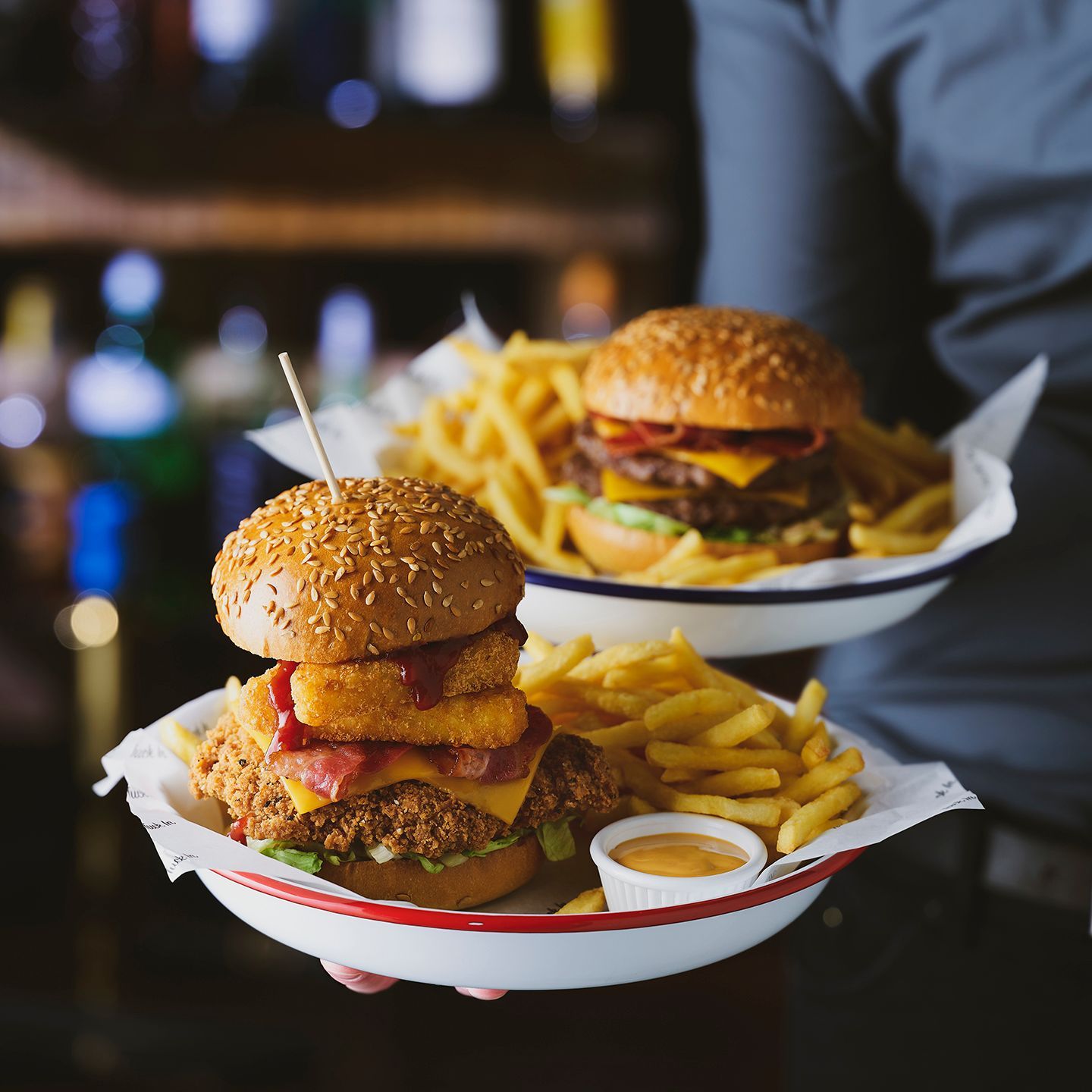 Good food & great times at The Viaduct Tavern